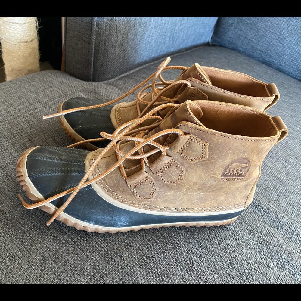 Sorel puddle boots